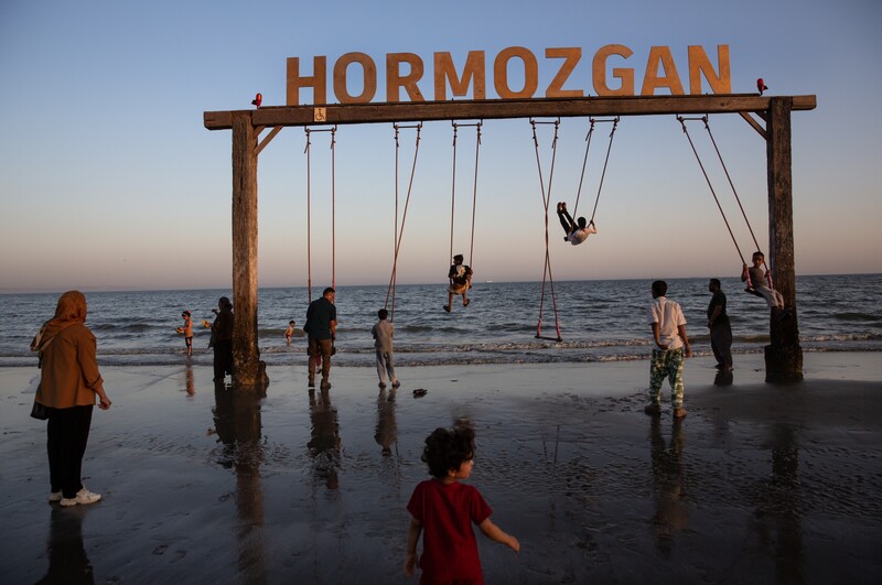 Hormozgan, the Front Line of War by Hassan Ghaedi