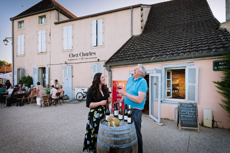 In Burgundy, the End of The Closed Door by Eric Martin / Figarophoto