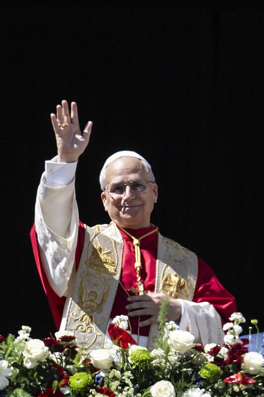 Urbi et Orbi Blessing by Stefano Dal Pozzolo / Contrasto