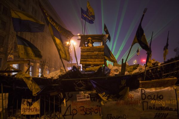 A barricade on Kyiv’s main boulevard Khreshchatyk protects Independence Square, which has been dubbed the Euro Maidan (Euro Square) by demonstrators. February 9, 2014.