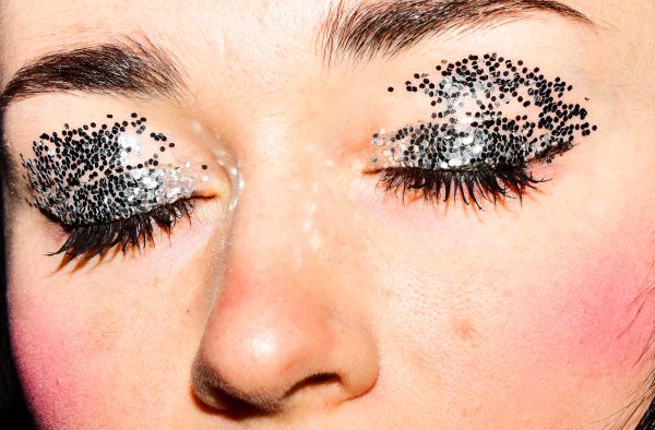 Glitter Eyes