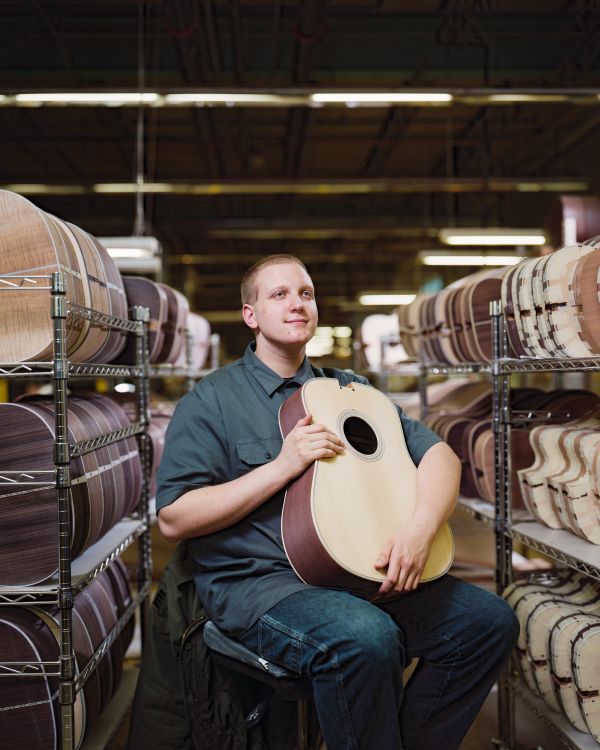 Guitar Maker